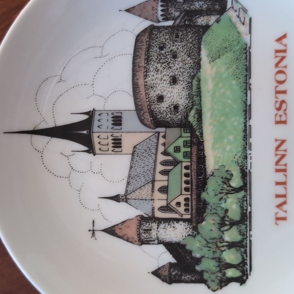 Decorative Plate Estonia